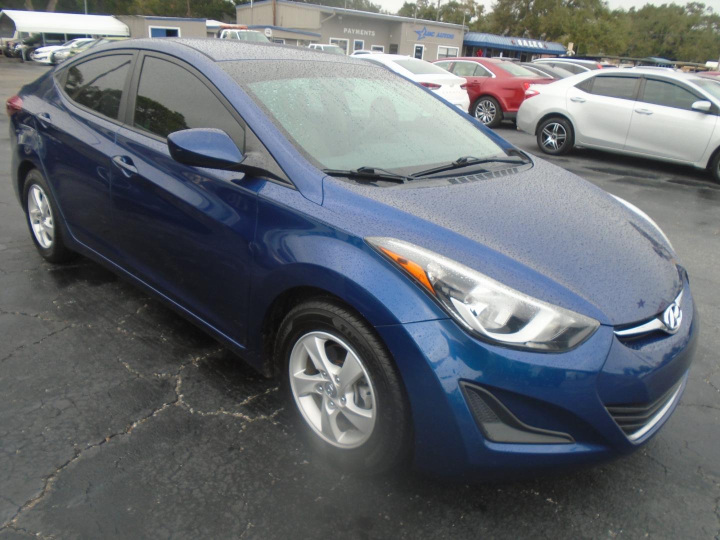 2015 Hyundai Elantra Limited (5NPDH4AE1FH) with an 1.8L L4 DOHC 16V engine, 6-Speed Automatic transmission, located at 6112 N Florida Avenue, Tampa, FL, 33604, (888) 521-5131, 27.954929, -82.459534 - Photo#2